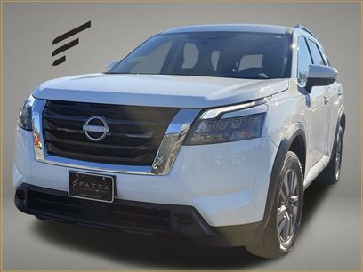 Used 2025 Nissan Pathfinder SV