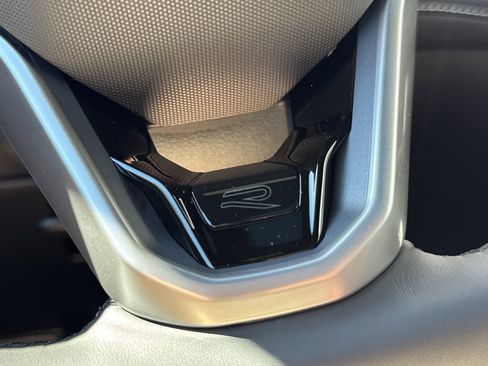 New 2026 Volkswagen Atlas Cross Sport SEL R-Line image 31