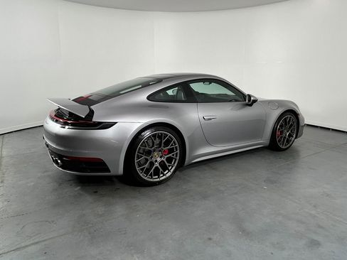 Used 2024 Porsche 911 Carrera S RWD image 7