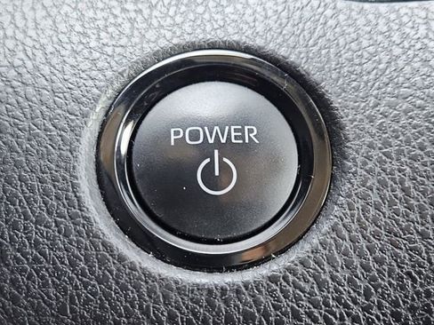 Used 2025 Toyota Camry LE FWD image 21