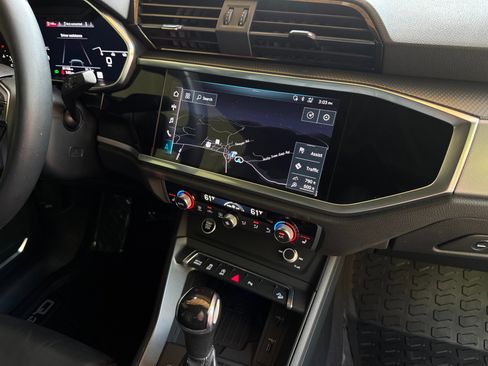 Used 2021 Audi Q3 2.0T Premium Plus image 30