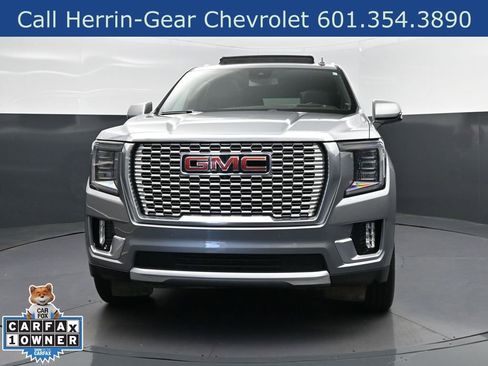Used 2024 GMC Yukon Denali w/ LPO, Floor Liner Package image 10