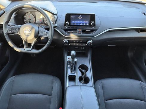 Certified 2024 Nissan Altima 2.5 S image 11