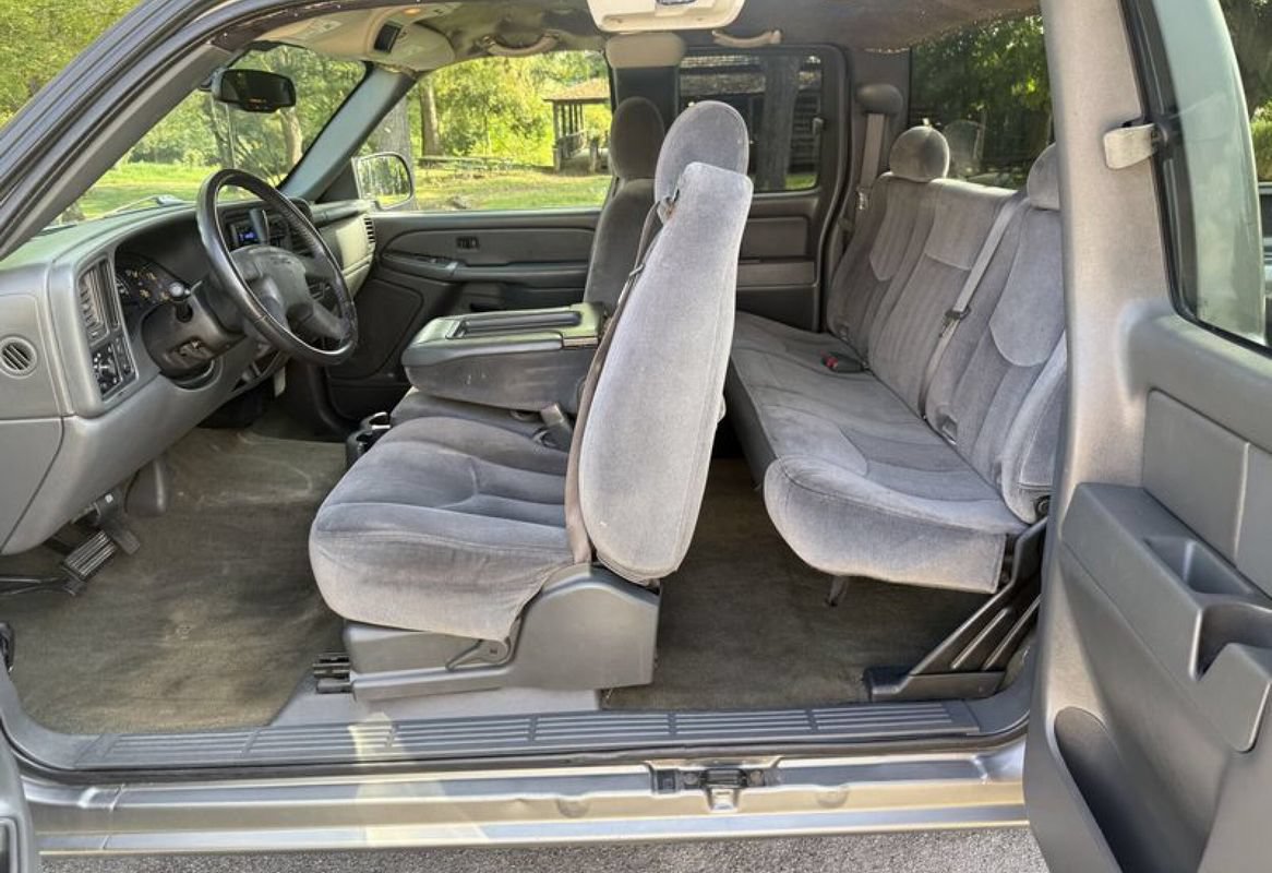 Used 2007 GMC Sierra 1500 SLE w/ Extended Cab Value Package RWD image 16