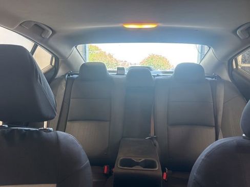 Used 2019 Nissan Altima 2.5 SV FWD image 16