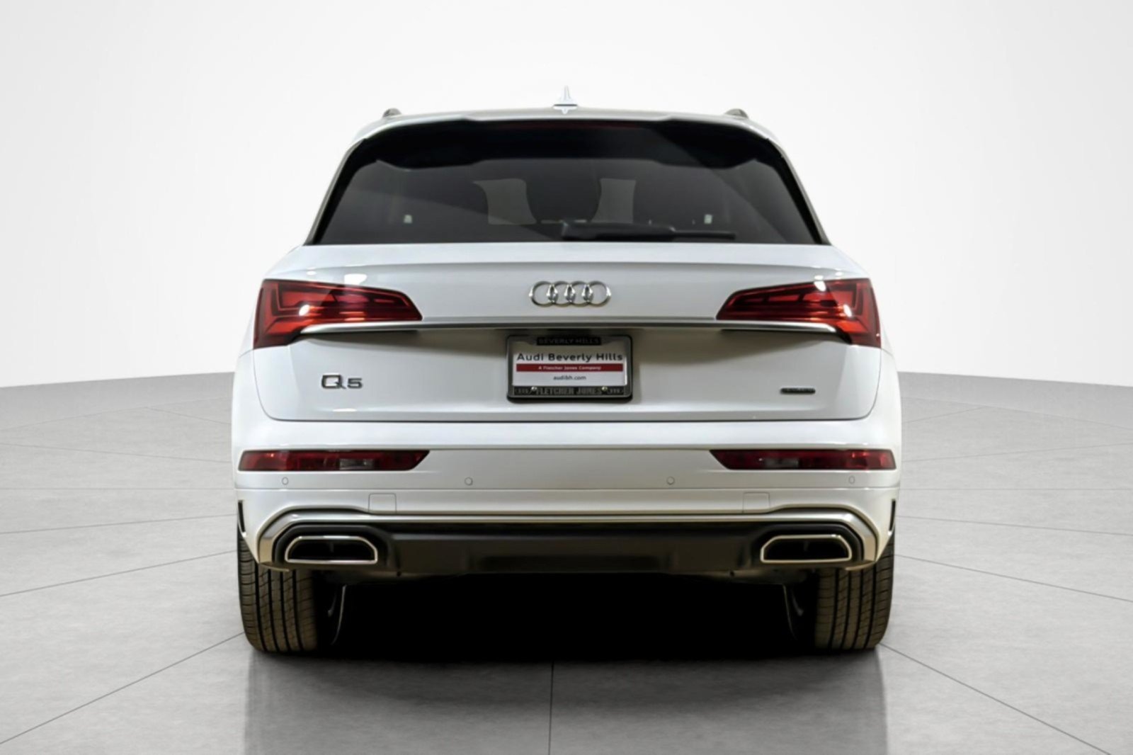 Used 2024 Audi Q5 2.0T Premium Plus w/ Premium Plus Package AWD/4WD image 4