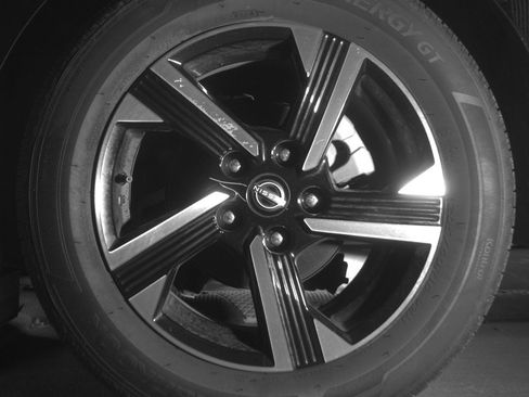 Used 2025 Nissan Sentra SV image 14