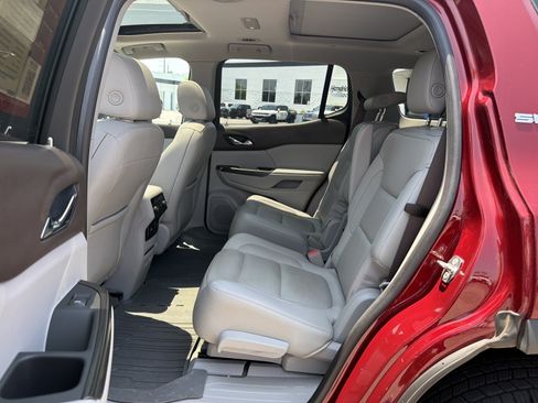 Used 2017 GMC Acadia SLT FWD image 30