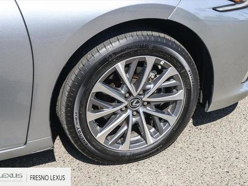 Certified 2025 Lexus ES 350 image 9