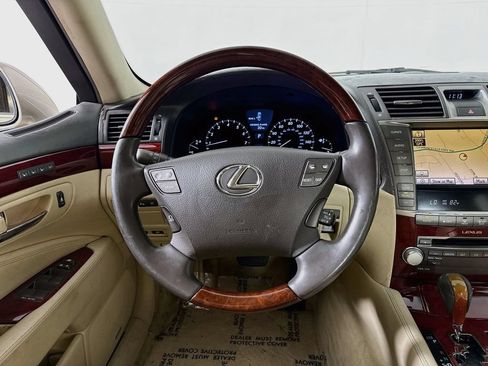 Used 2010 Lexus LS 460 RWD image 29