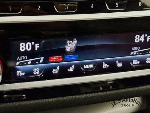 Used 2019 BMW M5 w/ Executive Package image 26