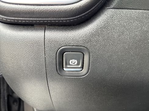 Used 2019 GMC Sierra 1500 SLT w/ SLT Premium Package image 47