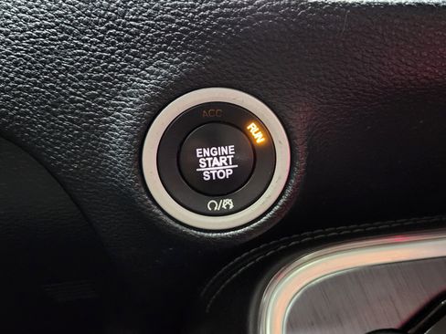 Used 2017 Dodge Challenger R/T Scat Pack image 10