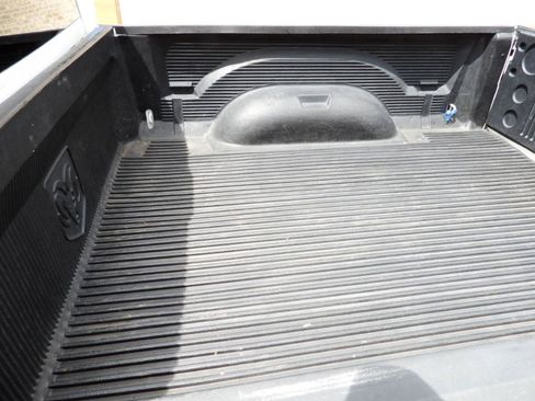 Used 2016 RAM 1500 Express AWD/4WD image 41
