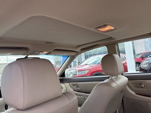 Used 2001 Toyota Avalon XL image 27