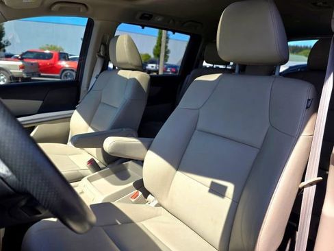 Used 2014 Honda Odyssey EX-L image 29