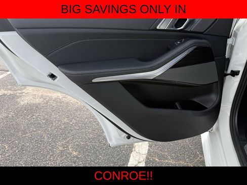 Used 2026 BMW X5 xDrive40i AWD/4WD image 23