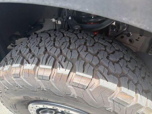 Used 2025 Ford F150 Raptor AWD/4WD image 8