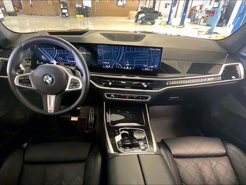 Used 2026 BMW X7 xDrive40i image 14
