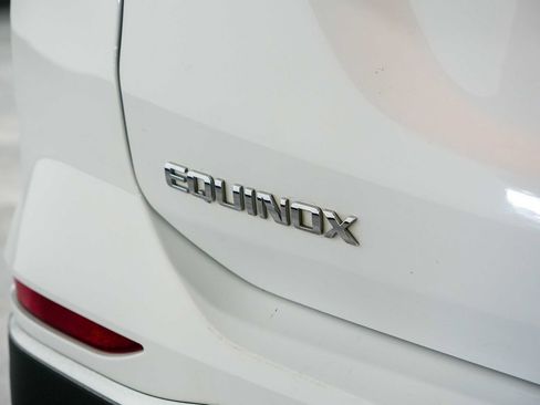Used 2019 Chevrolet Equinox LT FWD image 12
