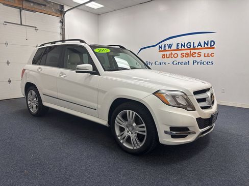 Used 2015 Mercedes-Benz GLK 350 4MATIC image 4