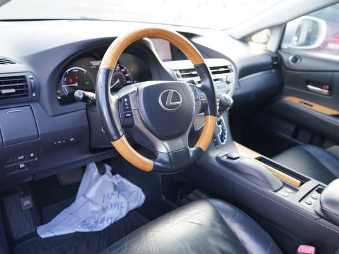 Used 2014 Lexus RX 450h FWD image 8