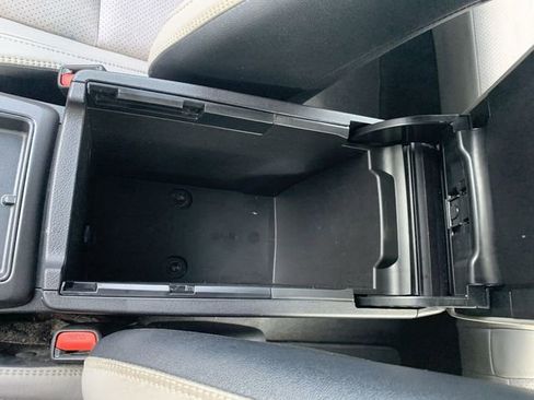 Certified 2017 Toyota Camry XSE FWD image 26