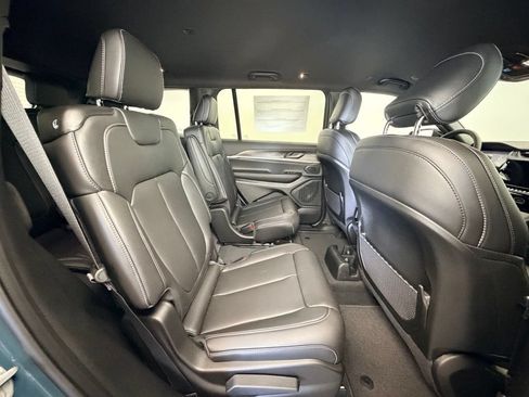 New 2026 Jeep Grand Cherokee L Limited AWD/4WD image 10