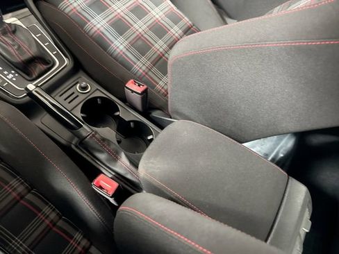 Used 2018 Volkswagen GTI S FWD image 22