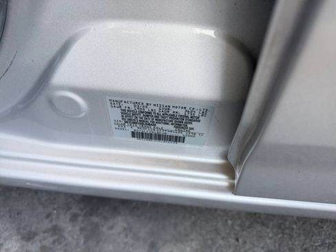 Used 2025 Nissan Versa SV FWD image 29