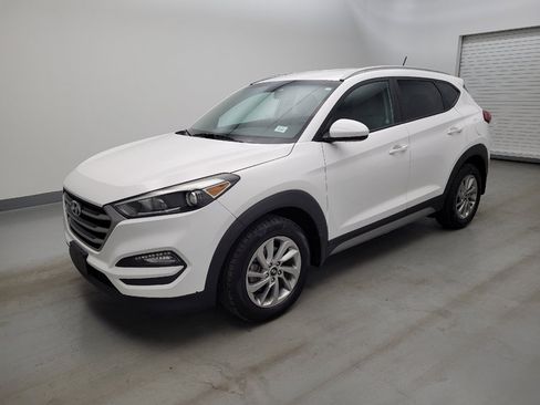 Used 2017 Hyundai Tucson SE w/ SE Popular Package 02 AWD/4WD image 2