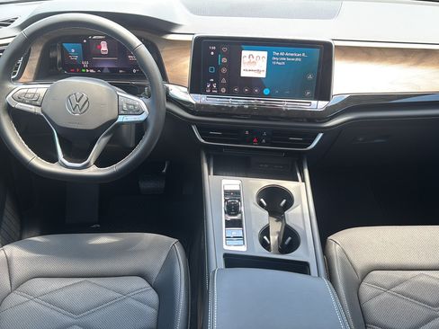New 2026 Volkswagen Atlas SE FWD image 17