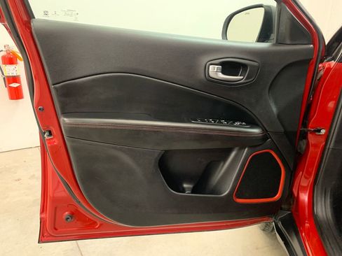 Used 2018 Jeep Compass Trailhawk w/ Leather Interior Group image 17