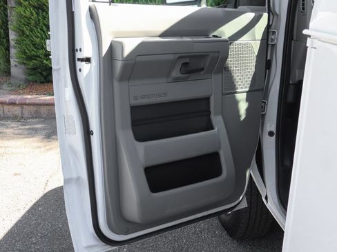 Used 2016 Ford E-350 and Econoline 350 Super Duty w/ Power Windows & Locks Group RWD image 20