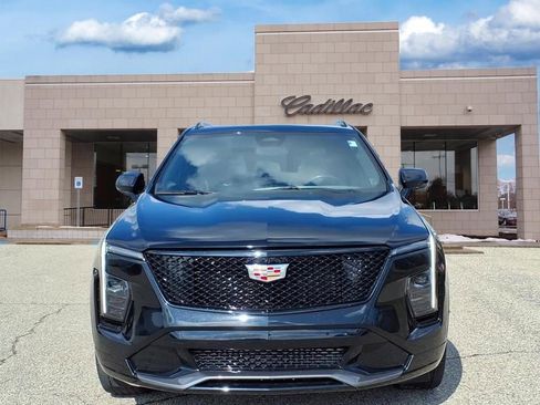 Certified 2024 Cadillac XT4 Sport AWD/4WD image 2
