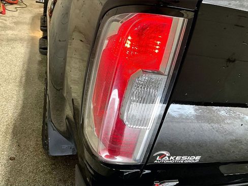 Used 2021 GMC Canyon AT4 w/ Trailering Package image 23