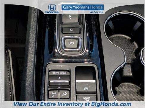 Certified 2025 Honda Pilot Elite image 24