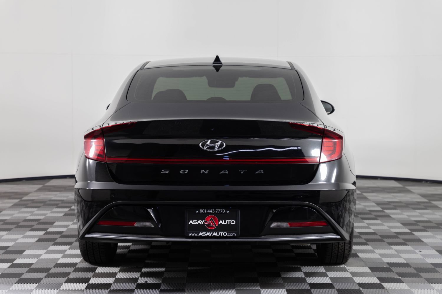 Used 2023 Hyundai Sonata SE w/ Preferred Accessory Package FWD image 6
