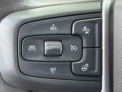 Used 2021 GMC Yukon SLT w/ SLT Premium Package RWD image 32