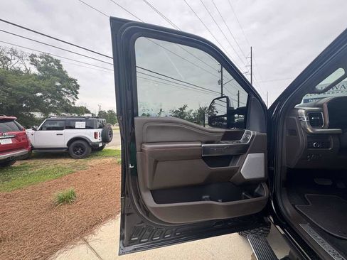 Used 2025 Ford F250 King Ranch w/ Chrome Package AWD/4WD image 36