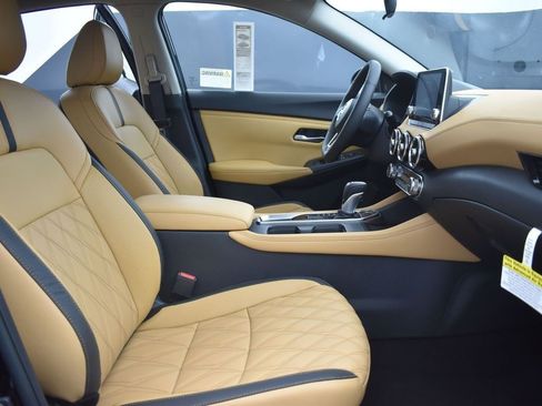 New 2025 Nissan Sentra SV w/ SV Premium Package image 22