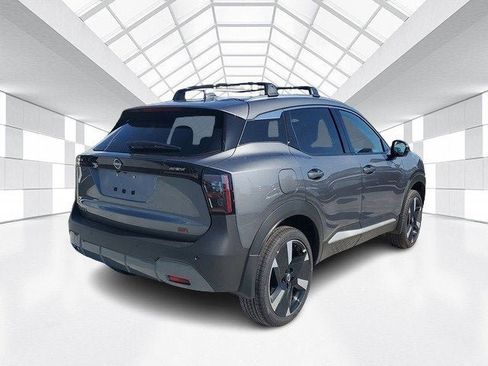 New 2025 Nissan Kicks SR image 4