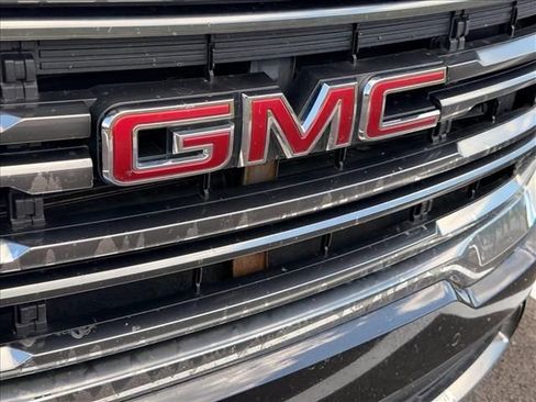 Used 2020 GMC Acadia AT4 w/ Driver Alert Package II AWD/4WD image 8