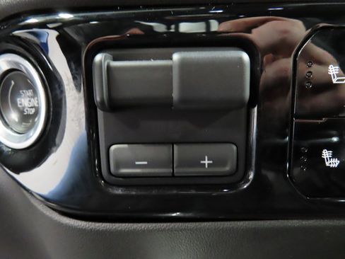 Used 2023 GMC Sierra 1500 Elevation image 55