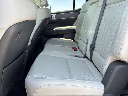 Used 2025 Hyundai Santa Fe SEL AWD/4WD image 28