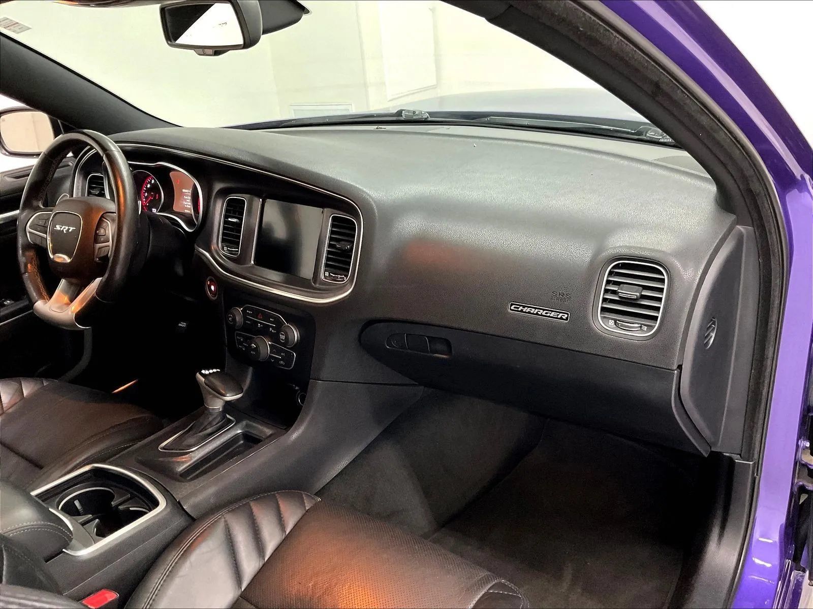 Used 2016 Dodge Charger SRT RWD image 11