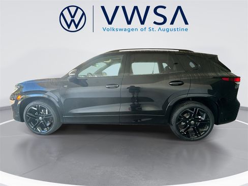 New 2026 Volkswagen Tiguan SE R-Line image 4