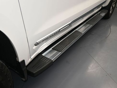 Used 2024 Chevrolet Silverado 1500 High Country image 38