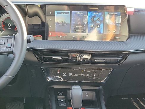 New 2026 Nissan Kicks SR image 9