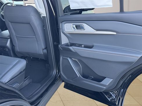 New 2026 Ford Explorer Active image 29